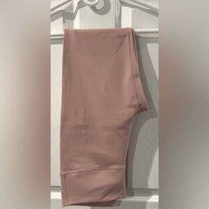 Fabletics Women’s Size Large Leggings